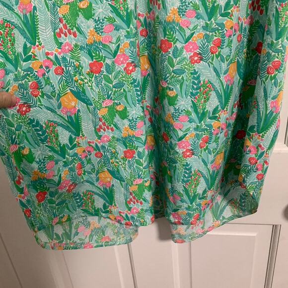 Michelle McDowell Green and Pink Short Sleeve V Neck Blouse Size XXL NWT - Picture 4 of 5